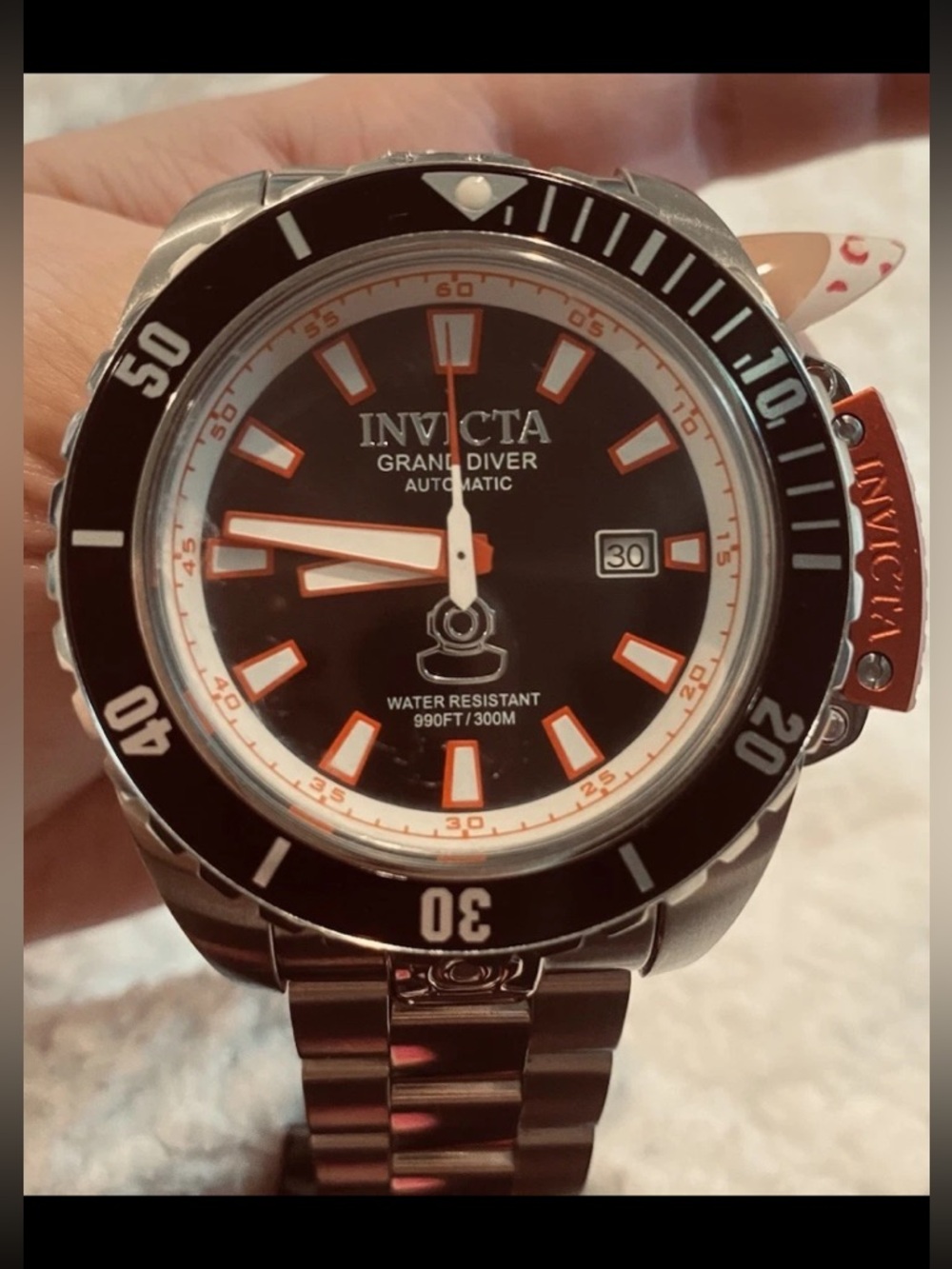 Men’s Invicta Grand Diver Watch 21378 Quartz 300M Date (Needs 1 Pin Fix)